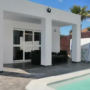https://casa-enzo.hotelsincadiz.net